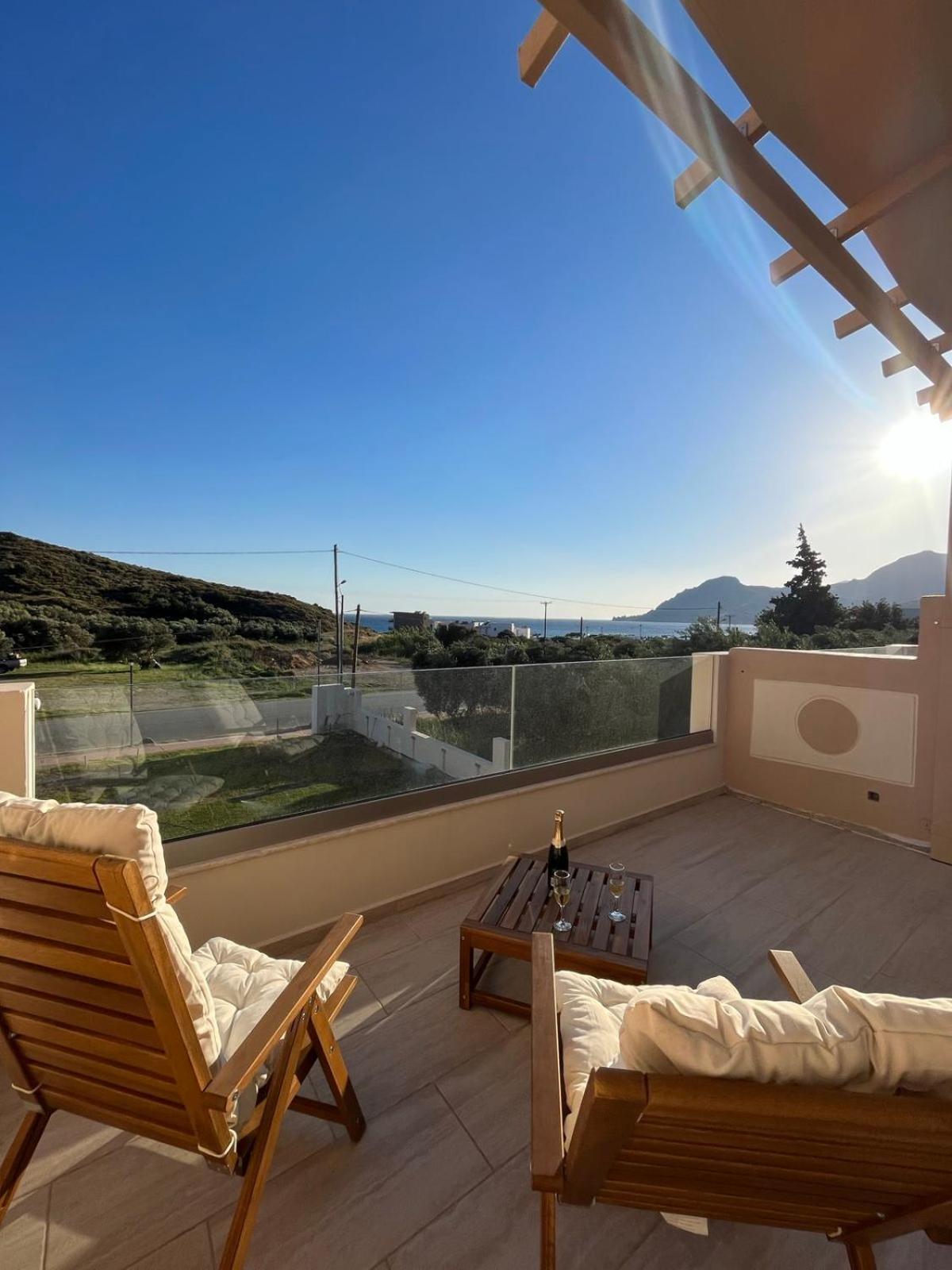 Vegera Holiday Homes ปลาเกียส ภายนอก รูปภาพ